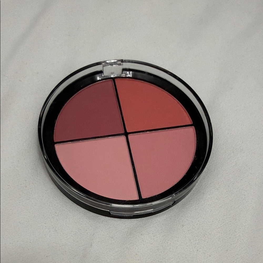 Vibrant Blush Quad Palette